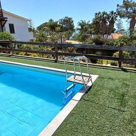 A Due Passi Dal Mare Con Piscina Villa Фонтане Бианче Екстериор снимка