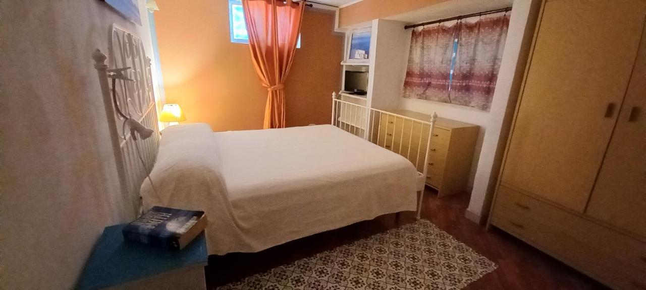 A Due Passi Dal Mare Con Piscina Villa Фонтане Бианче Екстериор снимка