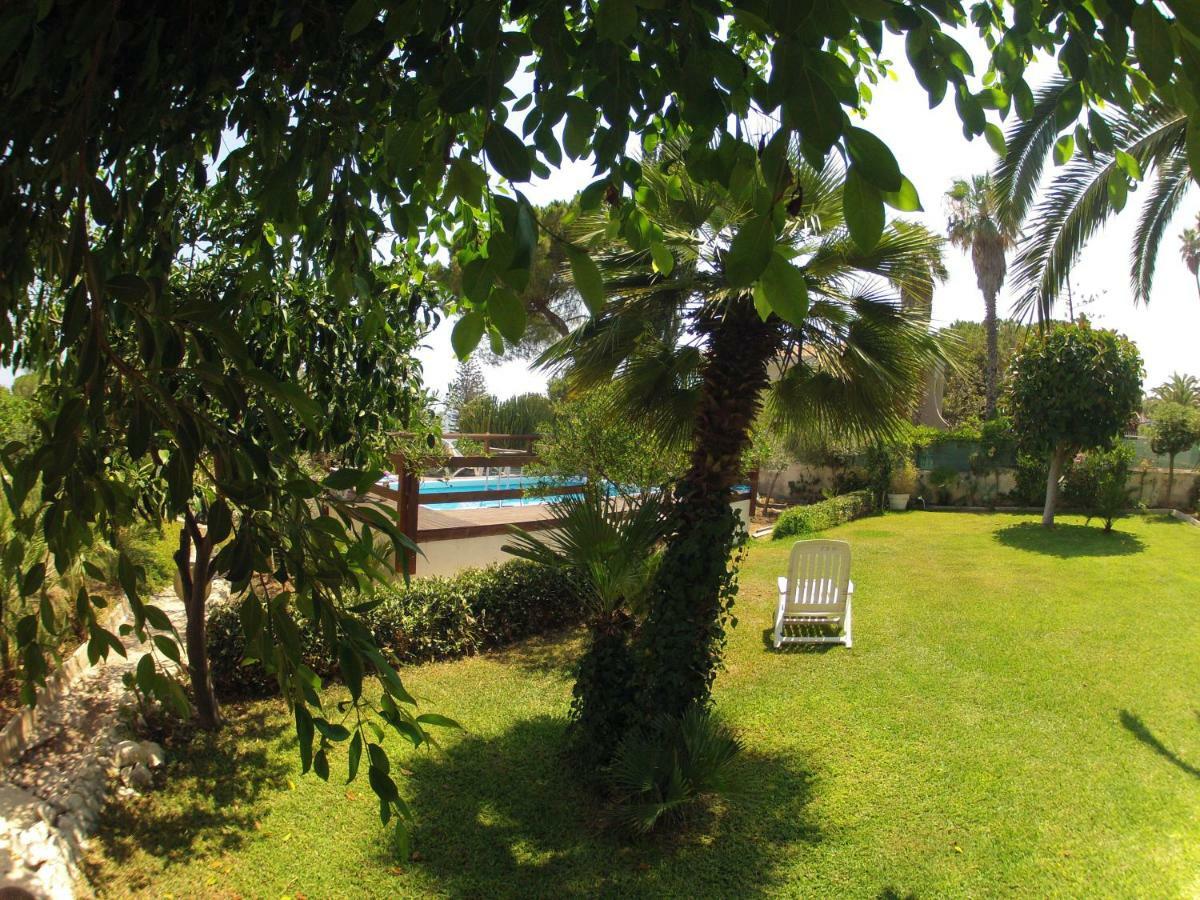 A Due Passi Dal Mare Con Piscina Villa Фонтане Бианче Екстериор снимка