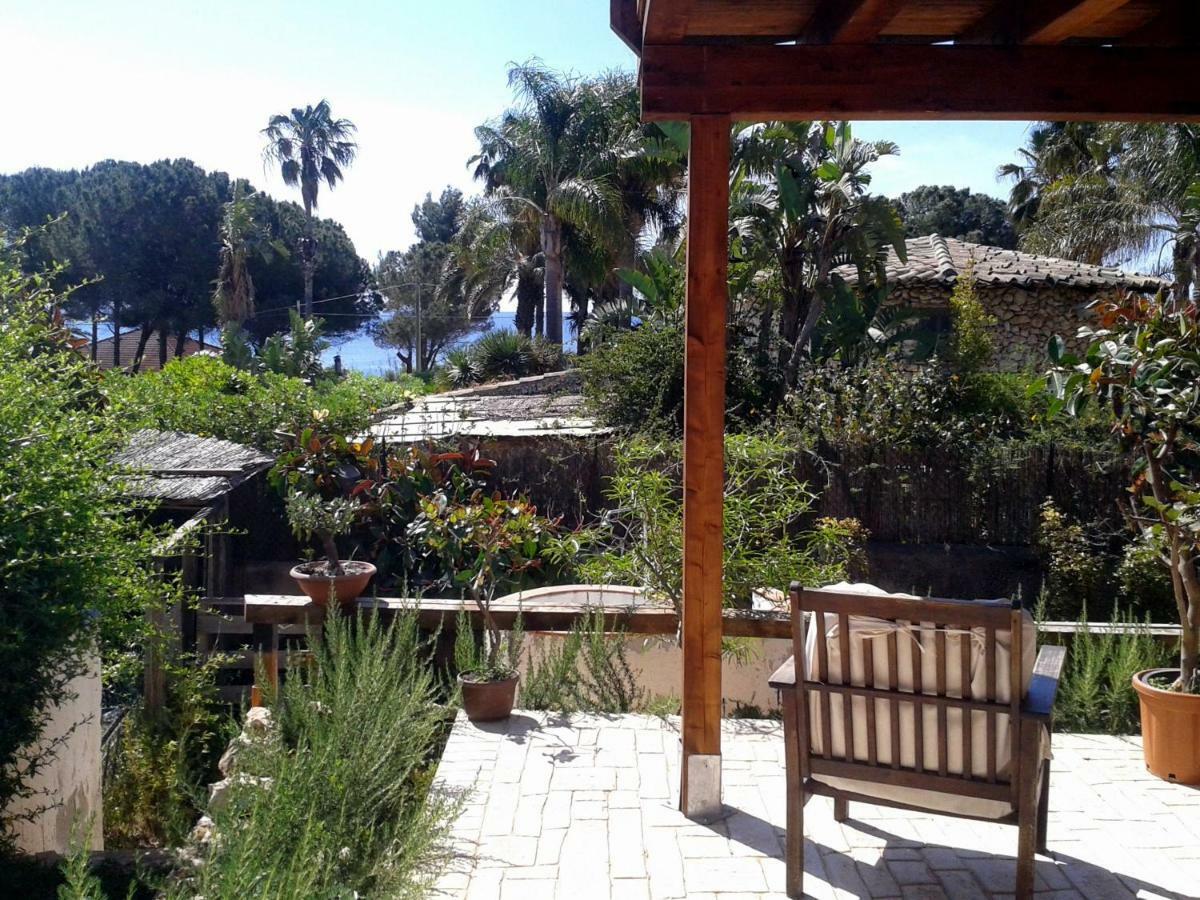 A Due Passi Dal Mare Con Piscina Villa Фонтане Бианче Екстериор снимка