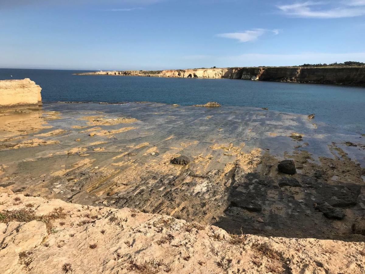 A Due Passi Dal Mare Con Piscina Villa Фонтане Бианче Екстериор снимка